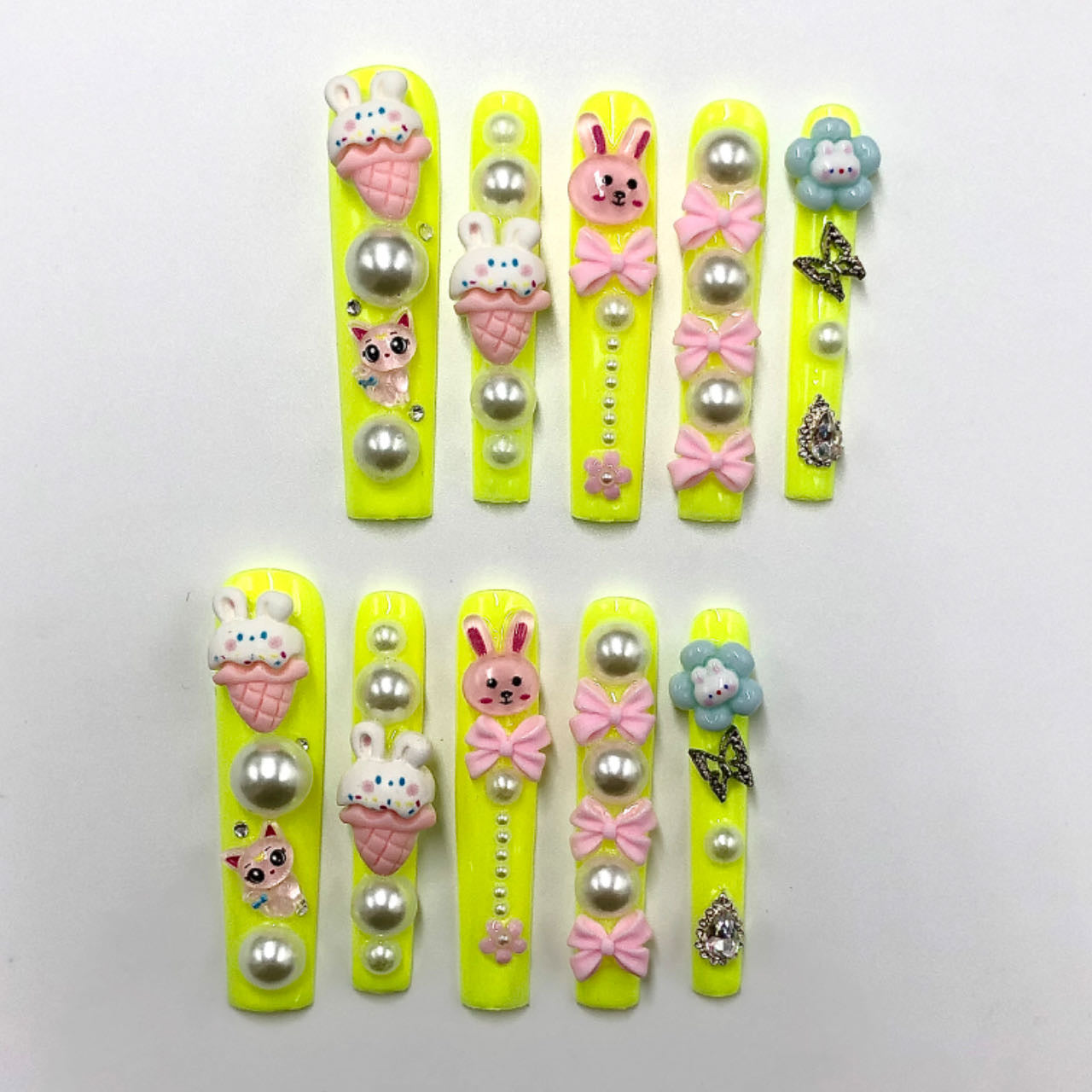 Charming Pastel 3D Nail Set CR09